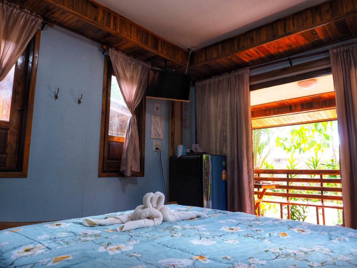 Baansuan Resort Donszak Kültér fotó